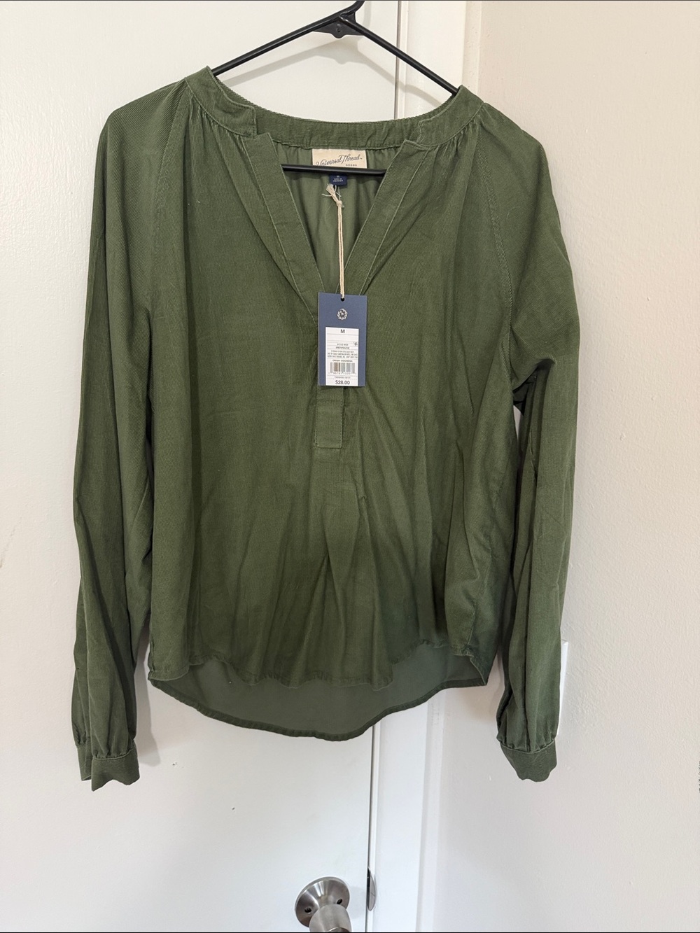Universal Thread Olive Green Split V-Neck Long Sleeve Tunic